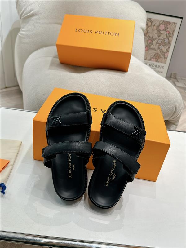 20251128184535623 200